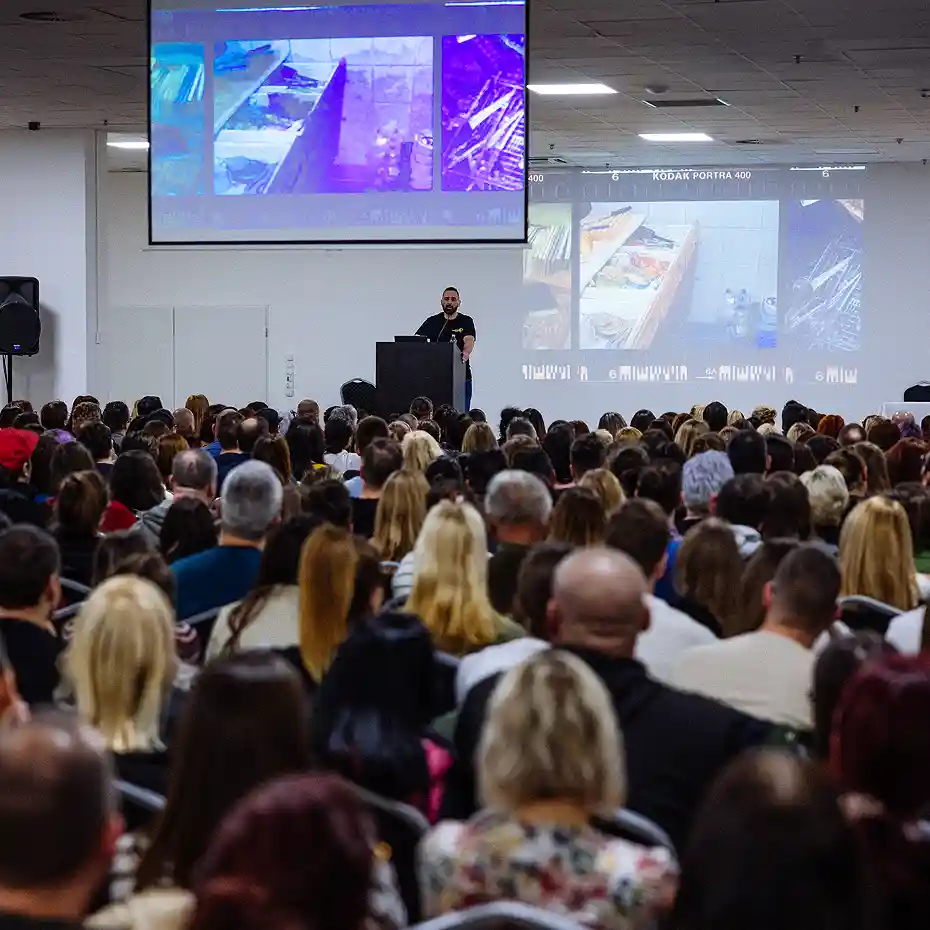 True Crime Akadámia közössége és találkozó, tematikus bűnügyi előadás.